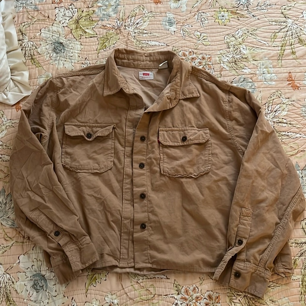 Levi’s Semi cropped Button Shirt
